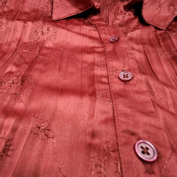 Red Crinkled  Paisley Blouse - Picture 8 of 10